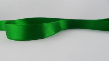 Ruban satin Vert 10mm (200m)